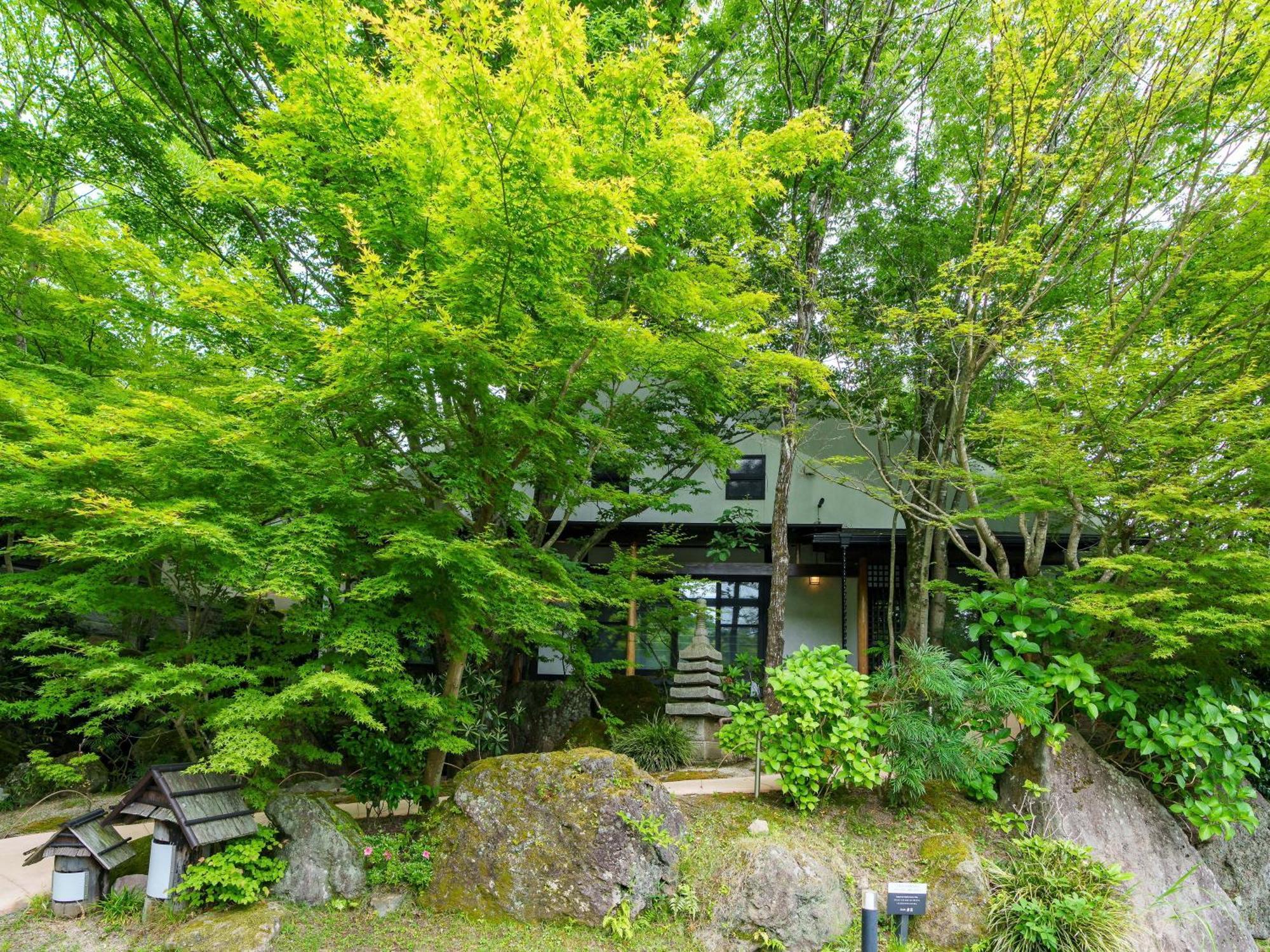 Hotel Yufuin Rakuyu Exterior foto